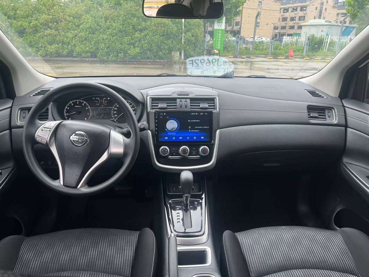 日產(chǎn) 騏達(dá)  2021款 1.6L CVT酷動(dòng)版圖片