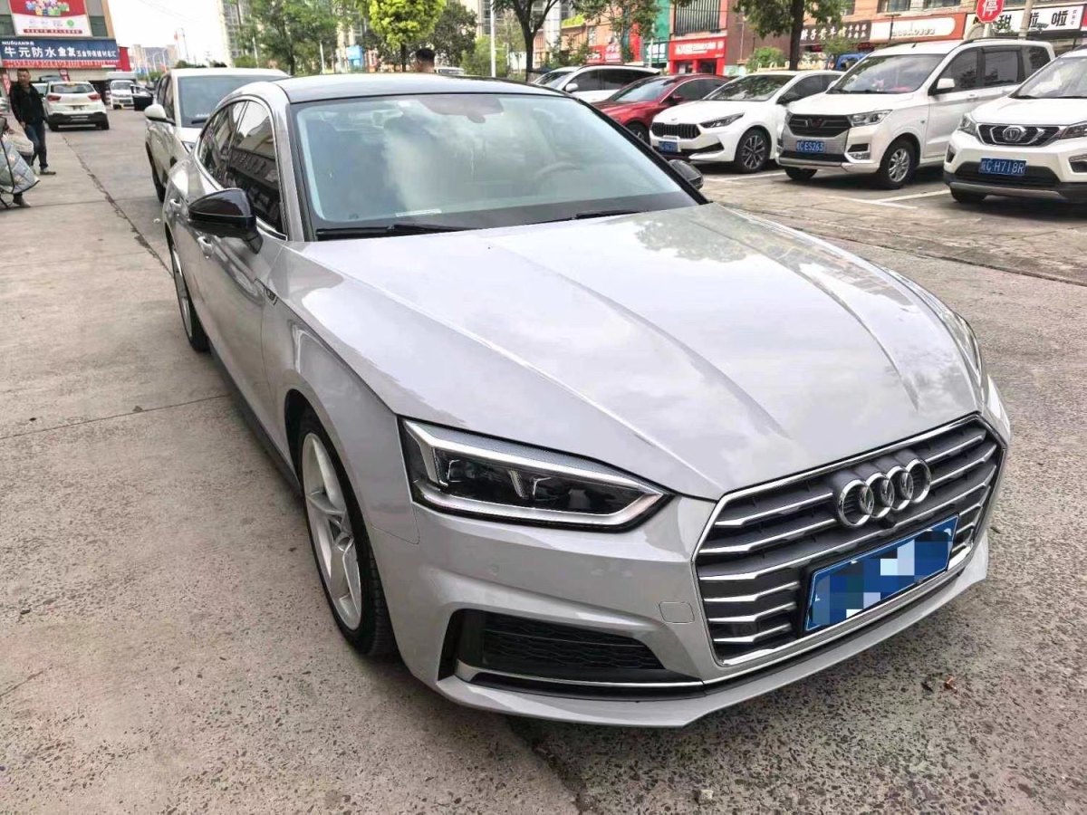奧迪 奧迪A5  2019款 Sportback 40 TFSI 時(shí)尚型圖片