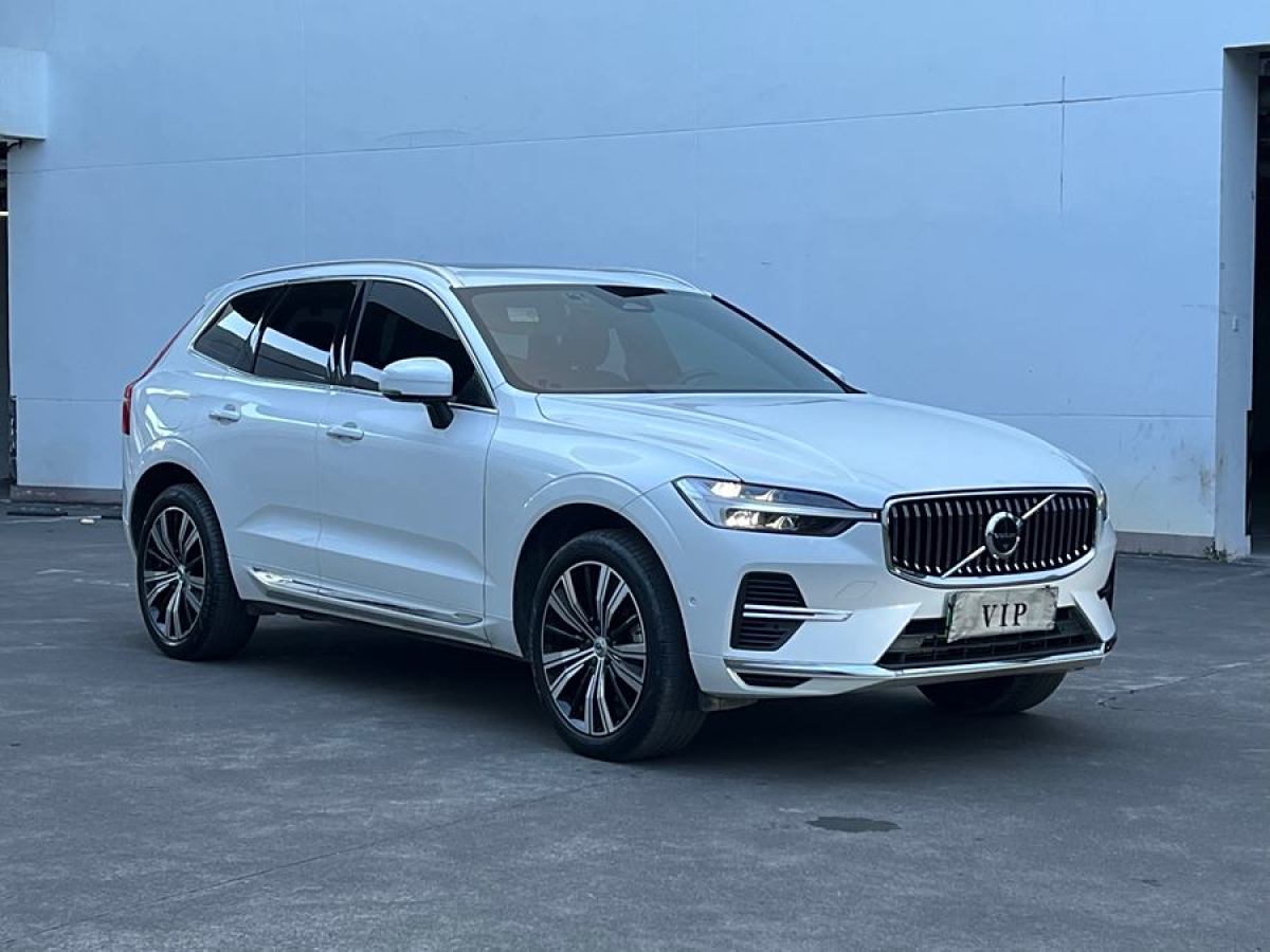 2021年8月沃爾沃 XC60新能源  2022款 T8 插電混動(dòng) 四驅(qū)智雅豪華版