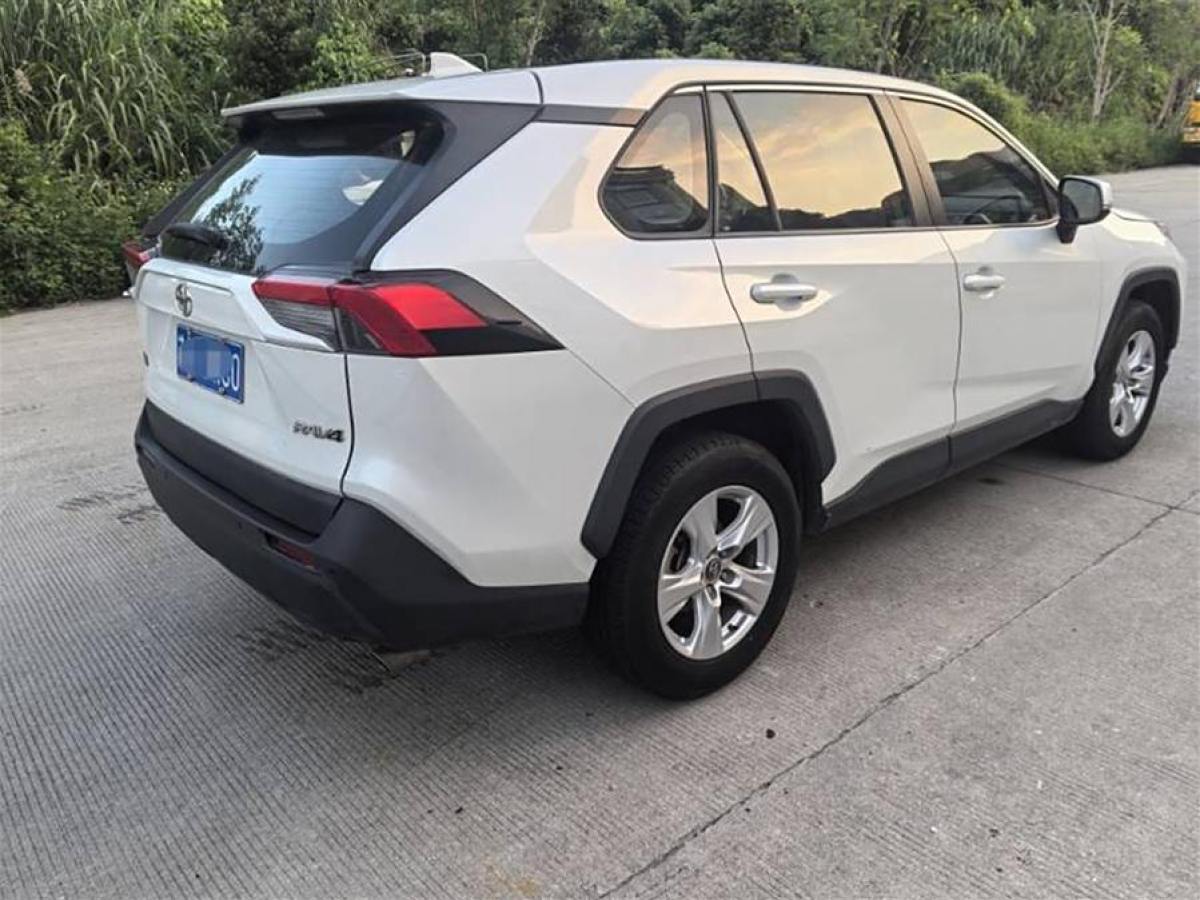 豐田 RAV4榮放  2021款 2.0L CVT兩驅(qū)都市版圖片