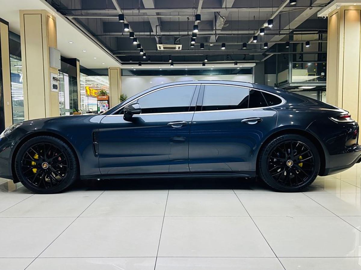 2022年2月保時捷 Panamera  2022款 Panamera 2.9T