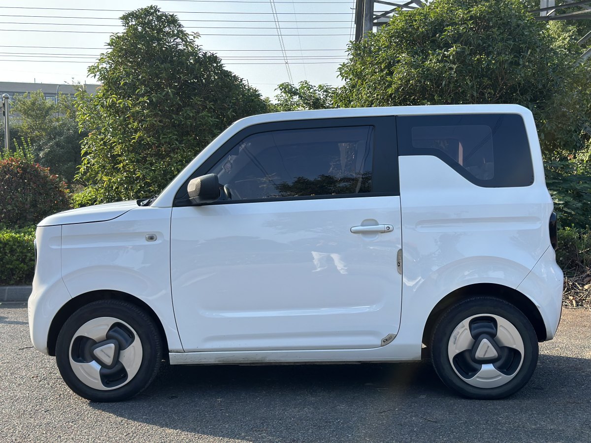 吉利 熊貓mini  2023款 200km 靈動(dòng)熊圖片