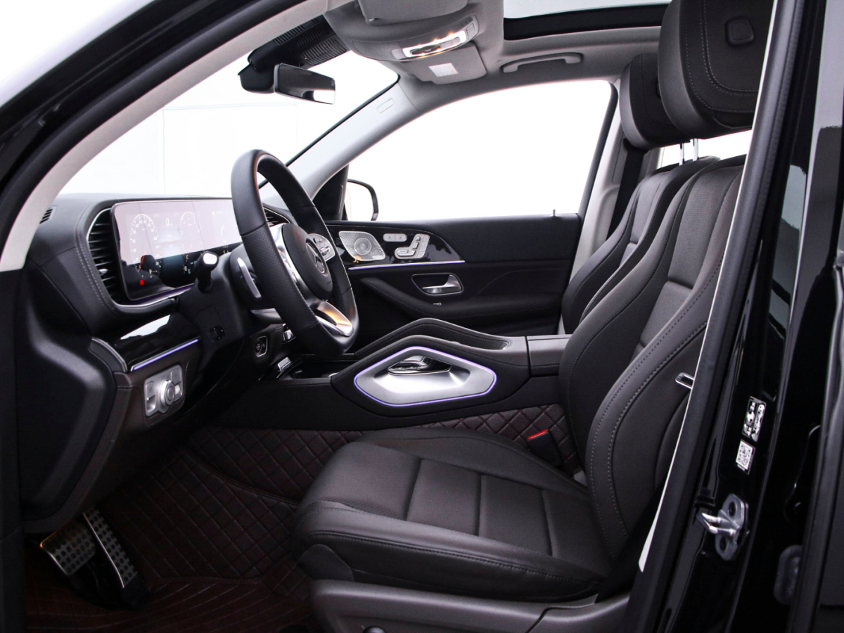 奔馳 奔馳GLS 2023款 改款 GLS 450 4MATIC 時(shí)尚型圖片