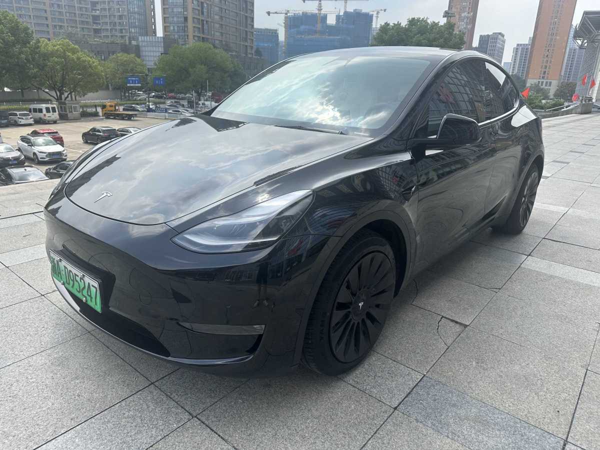 2021年12月特斯拉 Model Y  2021款 改款 標(biāo)準(zhǔn)續(xù)航后驅(qū)升級版