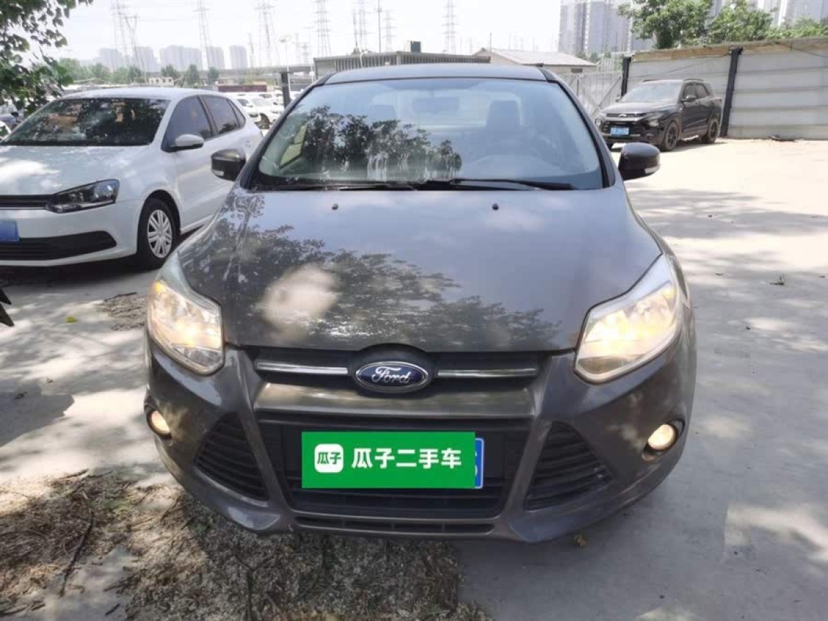 福特 ?？怂? 2012款 三廂 1.6L 自動舒適型圖片