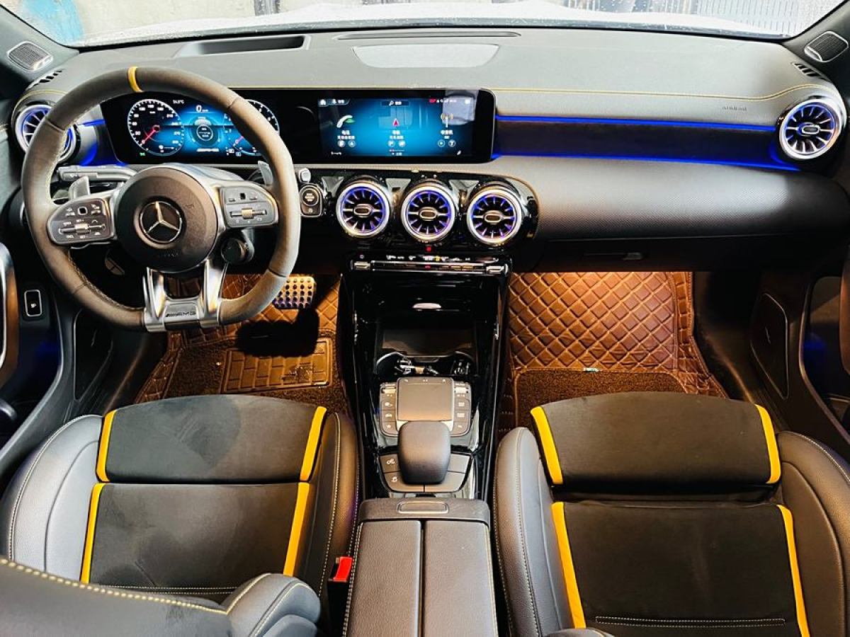 2022年8月奔馳 奔馳CLA級(jí)AMG  2022款 AMG CLA 45 S 4MATIC+