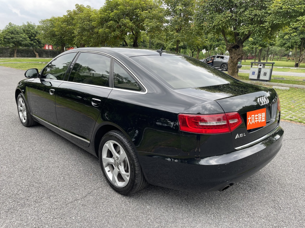 奧迪 奧迪A6L  2011款 3.0 TFSI quattro 豪華型圖片