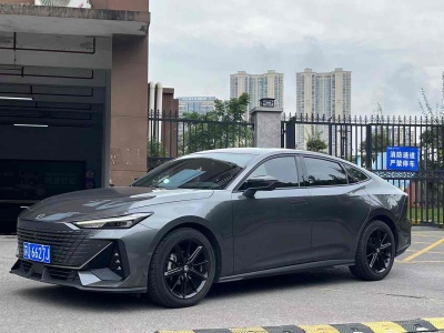 2023年2月 長(zhǎng)安 長(zhǎng)安UNI-V 1.5T 尊貴型圖片