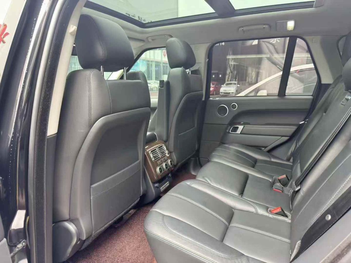 路虎 攬勝  2017款 極光Convertible 2.0T HSE Dynamic 美規(guī)版圖片