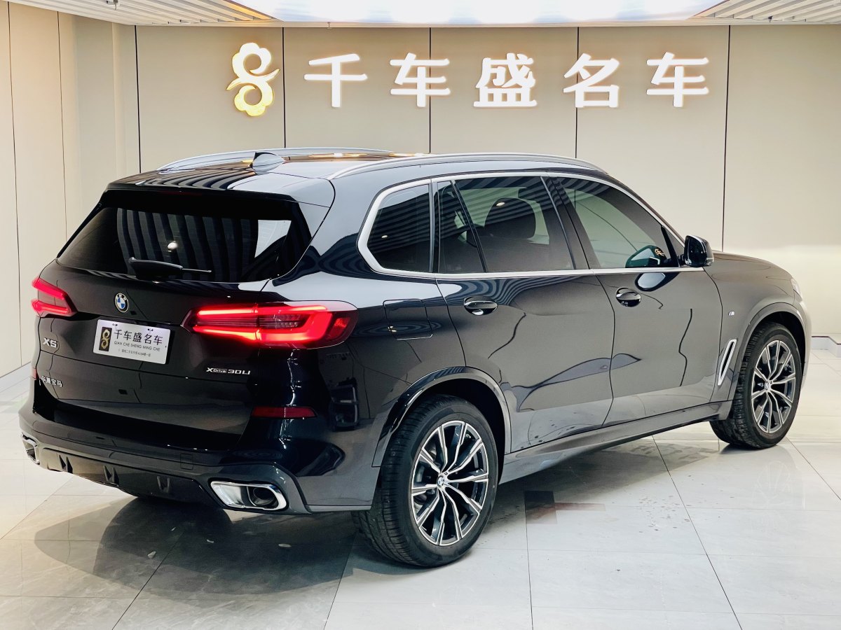 寶馬 寶馬X5  2022款 改款 xDrive 30Li 尊享型M運動套裝圖片