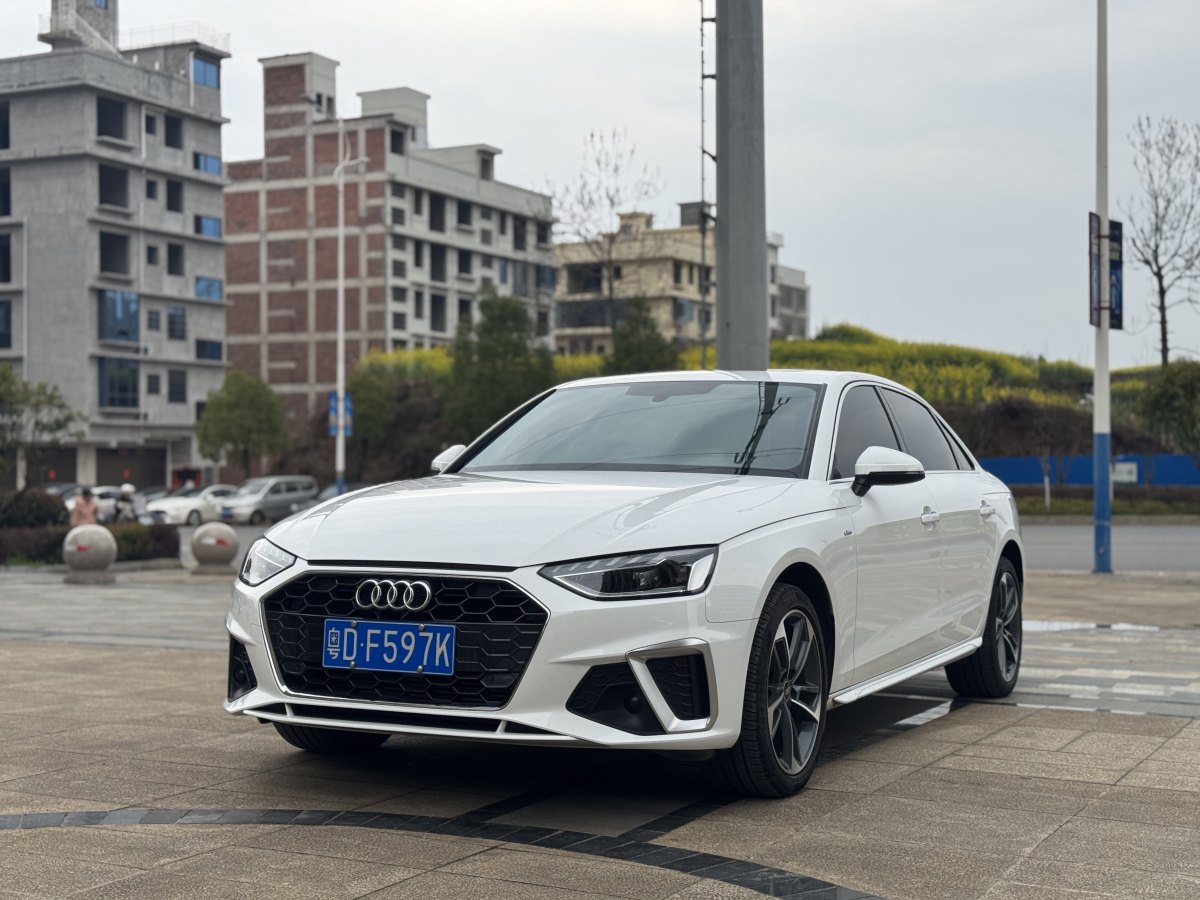 奧迪 奧迪A4L  2020款 40 TFSI 豪華動感型圖片