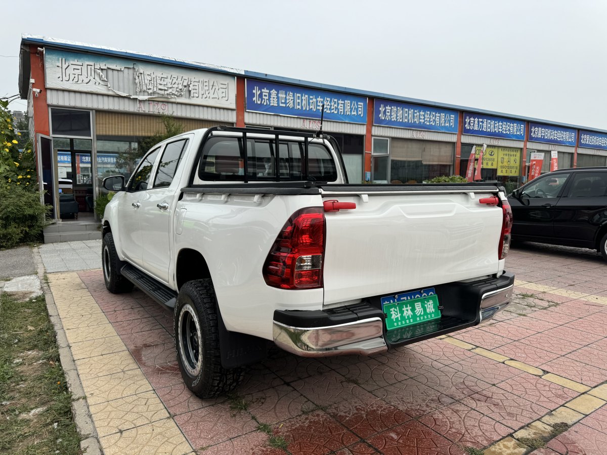 2019年4月豐田 海拉克斯HILUX  2.7L 手動四驅(qū)