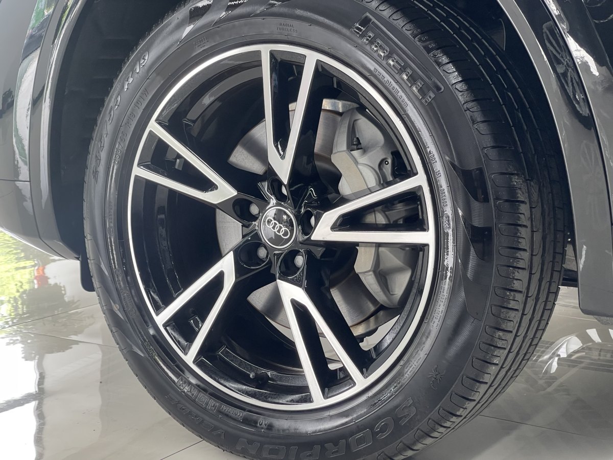 2024年5月奧迪 奧迪Q5L  2024款 40 TFSI 時(shí)尚動(dòng)感型