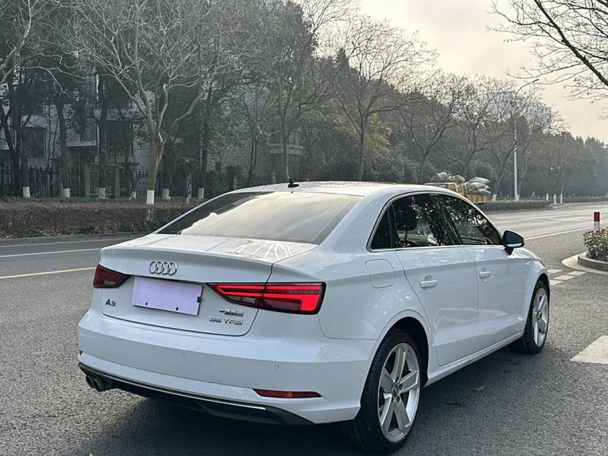 奧迪 奧迪A3  2019款 Limousine 35 TFSI 風(fēng)尚型 國(guó)VI圖片