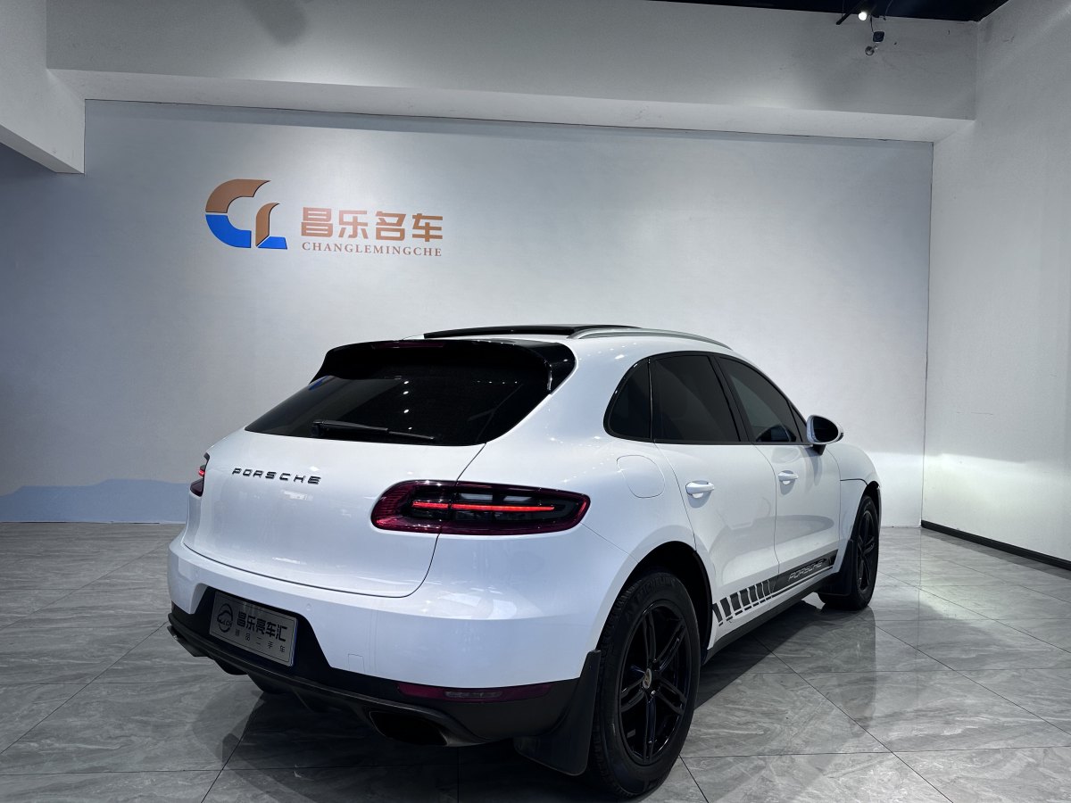 保時(shí)捷 Macan  2014款 Macan 2.0T圖片