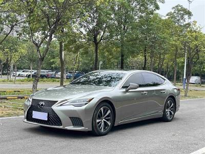 2022年8月 雷克薩斯 LS 500h 卓越版圖片