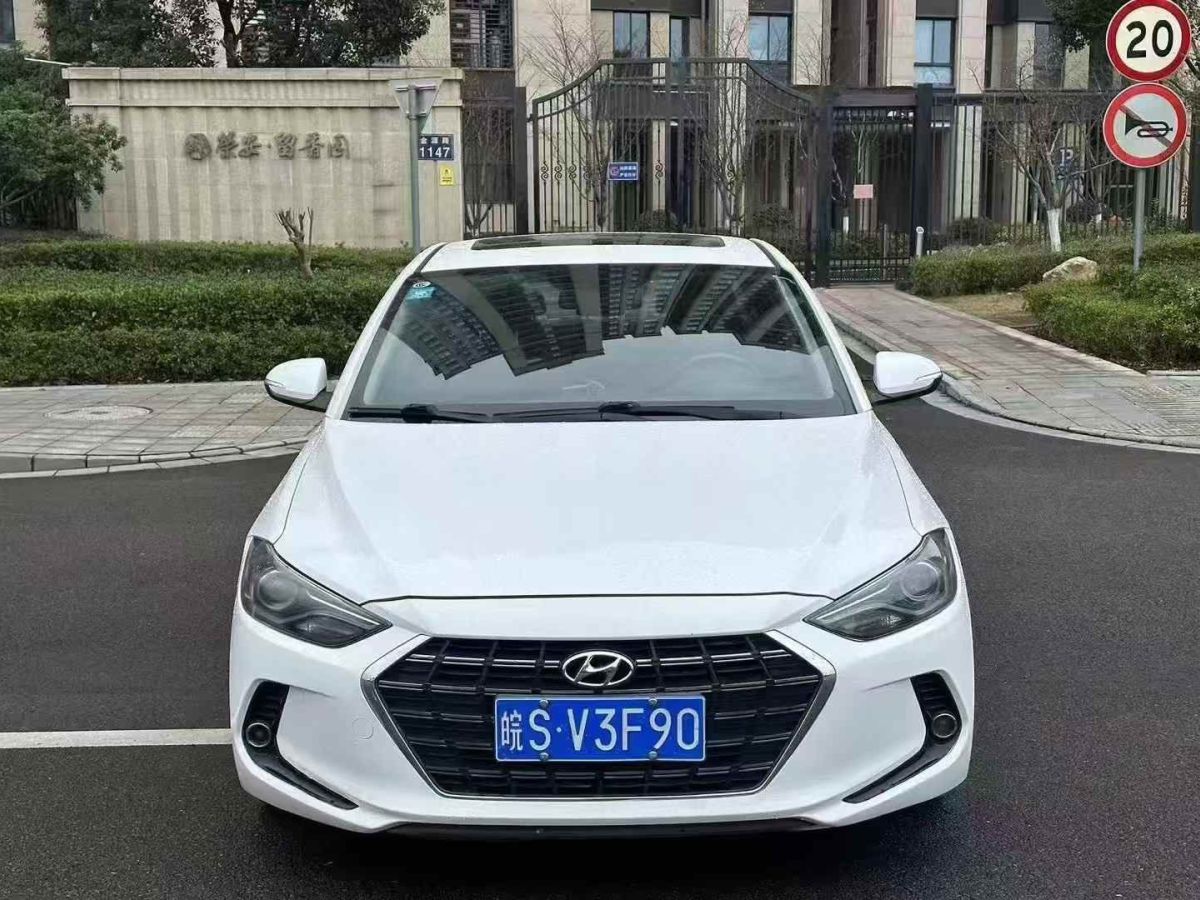 現(xiàn)代 領(lǐng)動  2019款 1.4T 雙離合炫動?旗艦型圖片