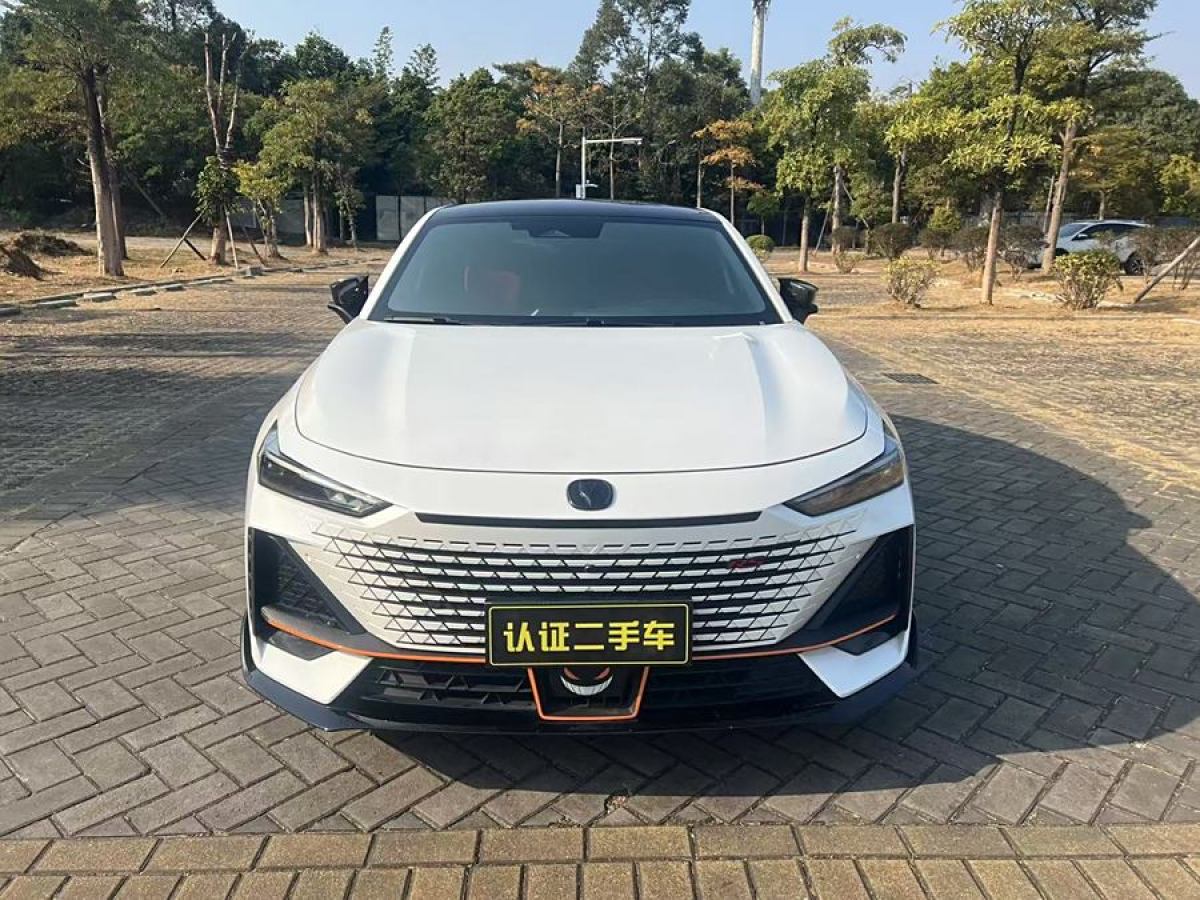 長安 長安UNI-V  2023款 1.5T 運動版圖片