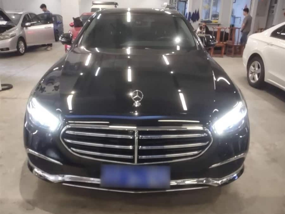 奔馳 奔馳E級  2021款 改款 E 300 L 豪華型圖片