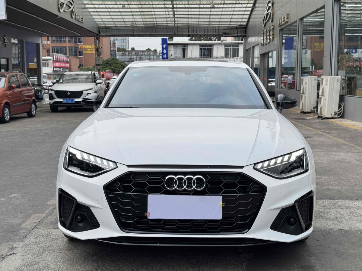 2023年7月奧迪 奧迪A4L  2023款 40 TFSI 豪華動感型