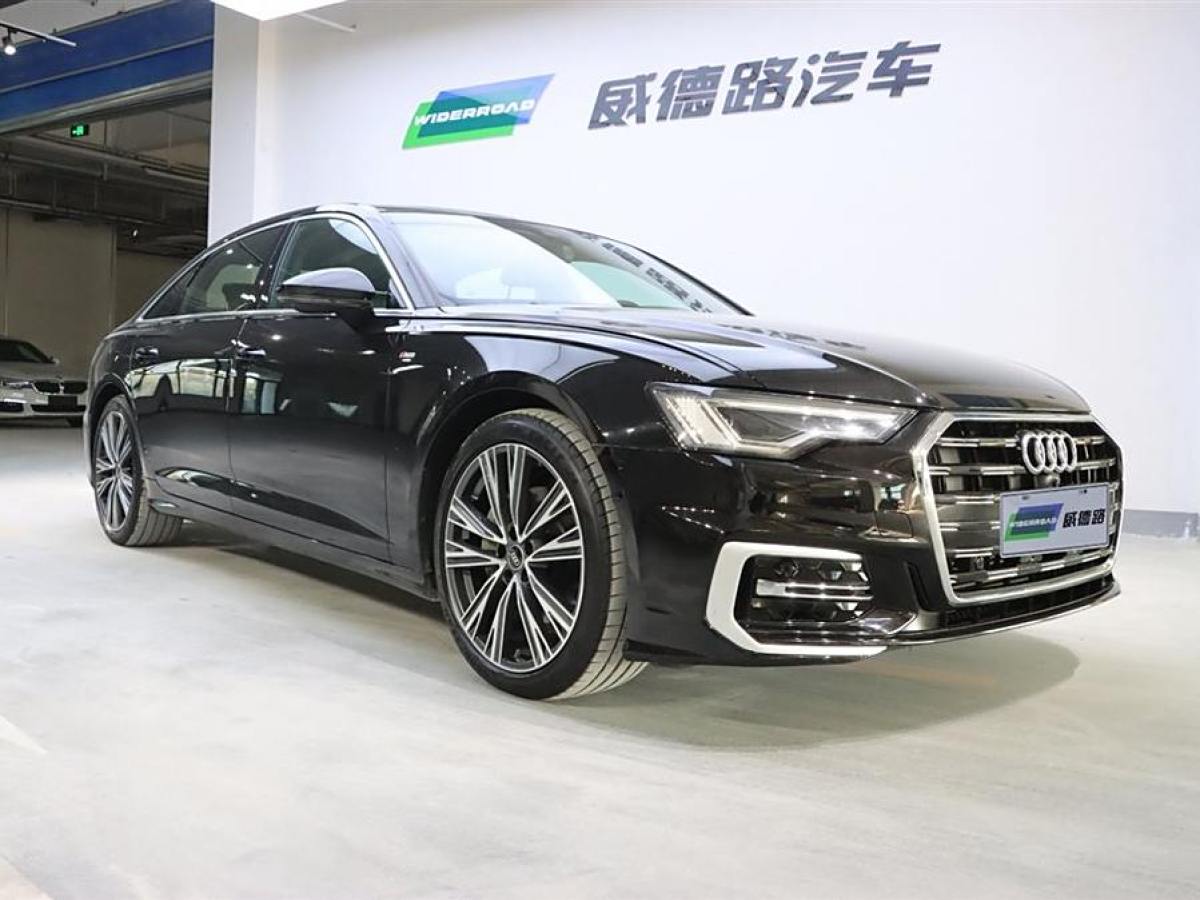 奧迪 奧迪A6L  2023款 改款 45 TFSI 臻選動(dòng)感型圖片