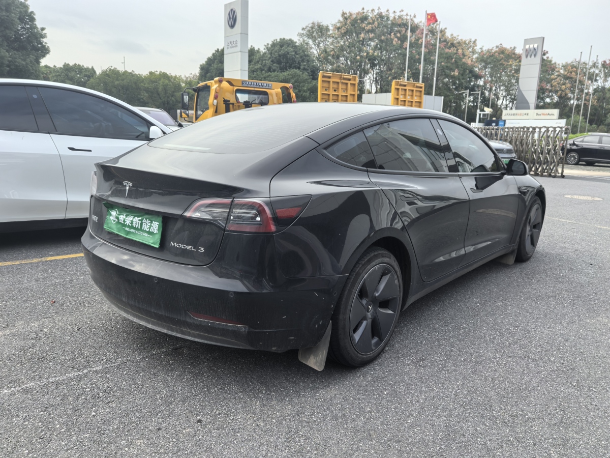 2023年8月特斯拉 Model 3  2022款 改款 后輪驅(qū)動版