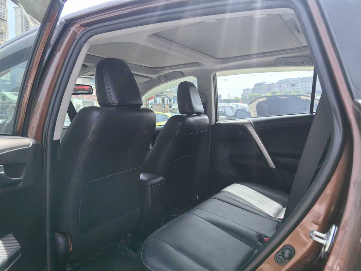 豐田 RAV4榮放  2013款 2.5L 自動(dòng)四驅(qū)精英版圖片