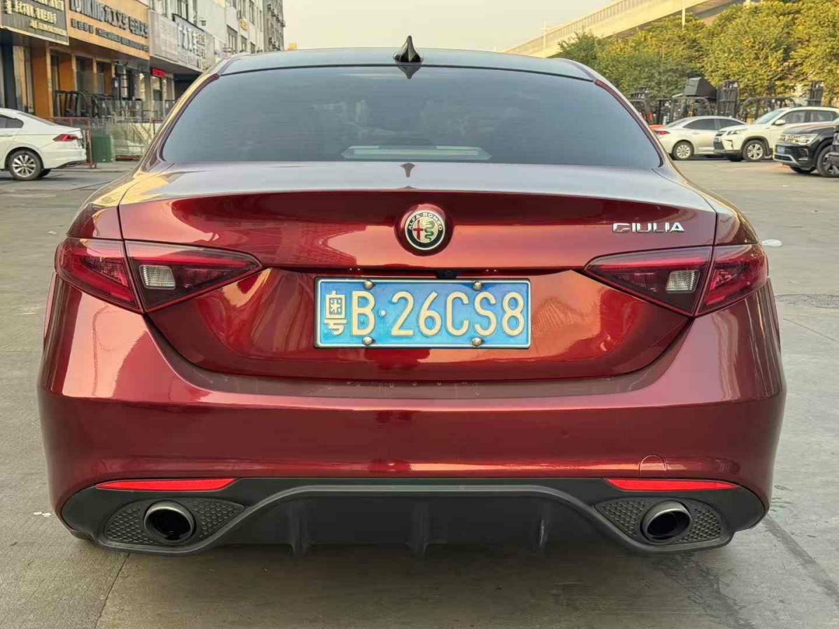 阿爾法·羅密歐 Giulia  2017款 2.0T 200HP 豪華版圖片