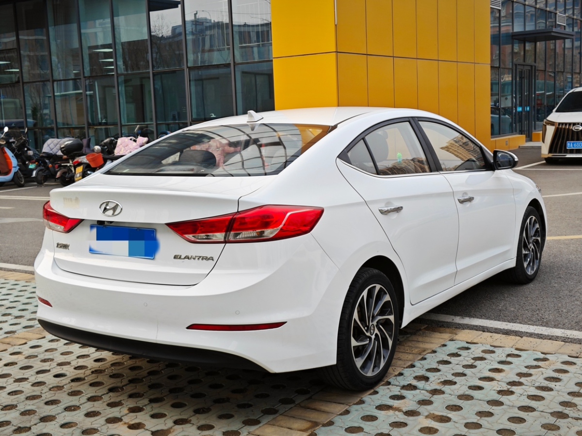 現(xiàn)代 領(lǐng)動(dòng)  2019款 1.5L CVT智炫?精英型圖片