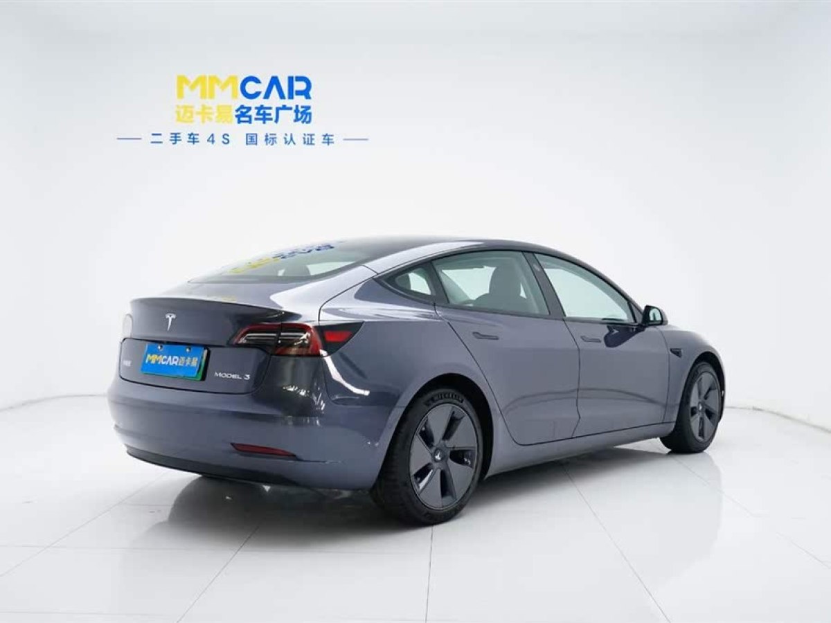 特斯拉 Model 3  2021款 改款 標(biāo)準(zhǔn)續(xù)航后驅(qū)升級版圖片