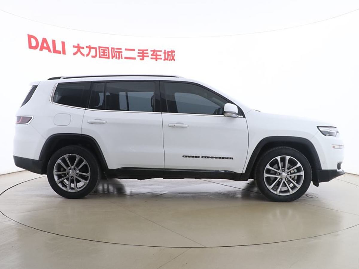 Jeep 大指挥官  2018款 2.0T 四驱尊享导航版 国VI图片