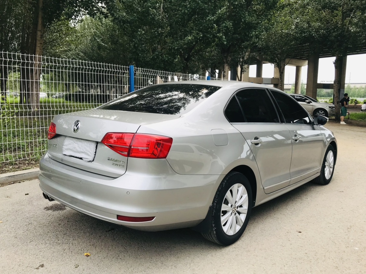 大眾 速騰  2015款 230TSI 自動豪華型圖片