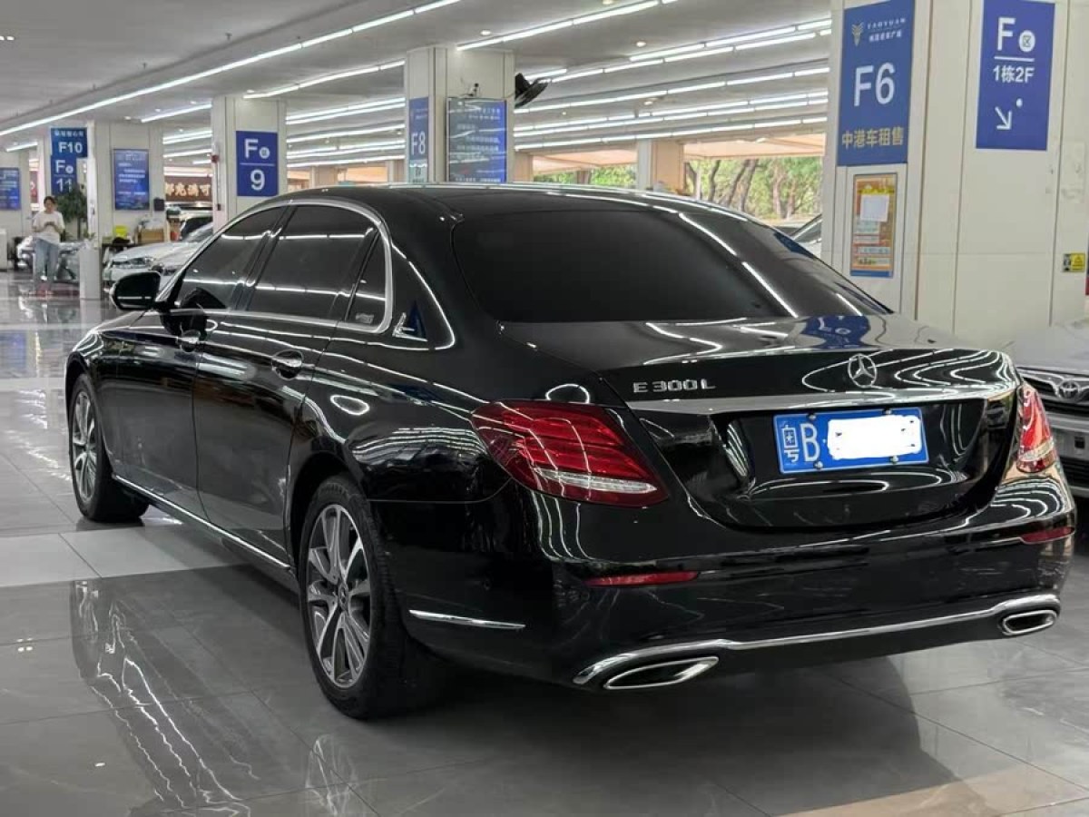 奔馳 奔馳E級  2019款 改款 E 300 L 豪華型圖片
