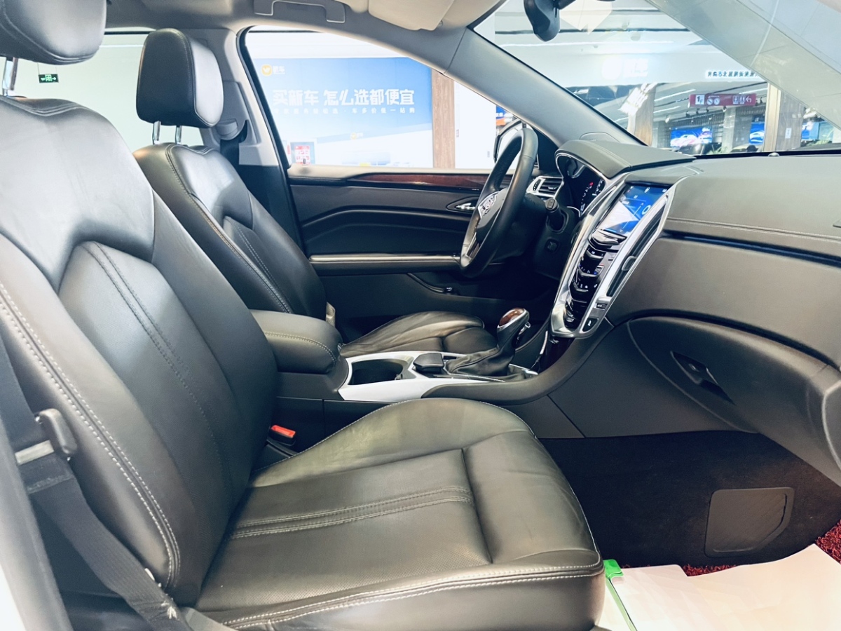 凱迪拉克 SRX  2014款 3.0L 豪華型圖片