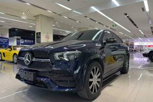 奔驰GLC 奔驰 GLC 300 4MATIC 轿跑SUV