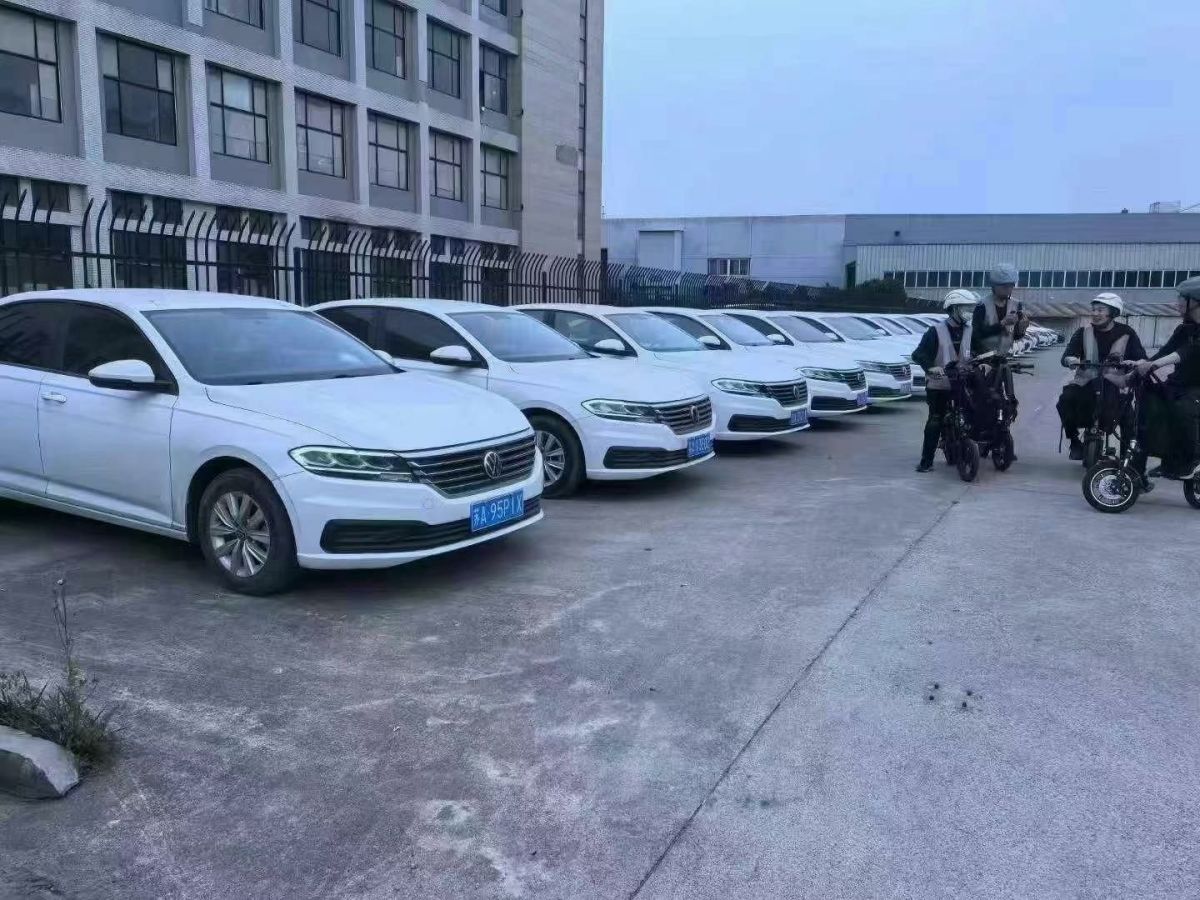 大眾 朗逸  2022款 1.5L 手動風(fēng)尚版圖片