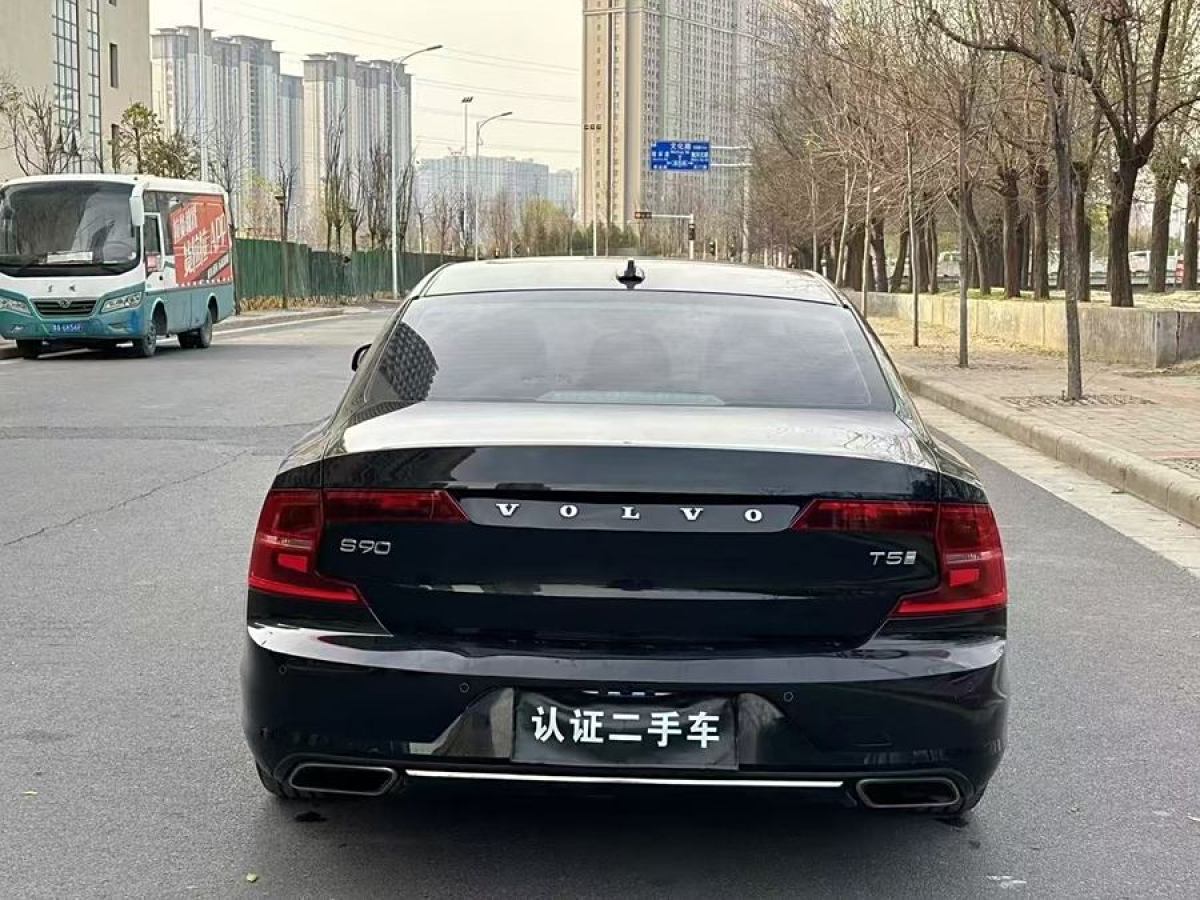 沃爾沃 S90  2020款 改款 T5 智逸豪華版圖片