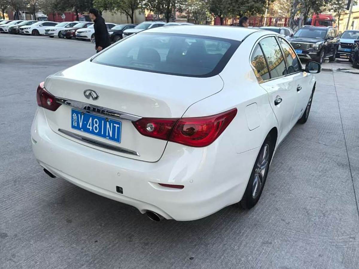 英菲尼迪 Q50L  2016款 2.0T 悅享版圖片