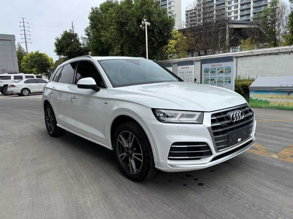 奧迪 奧迪Q5L  2020款 改款 40 TFSI 榮享時尚型圖片