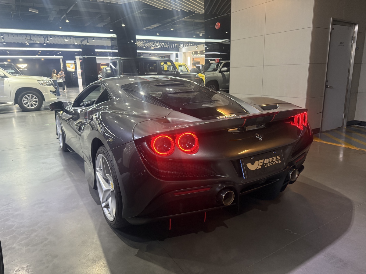 法拉利 F8 Tributo  2019款  3.9T V8圖片
