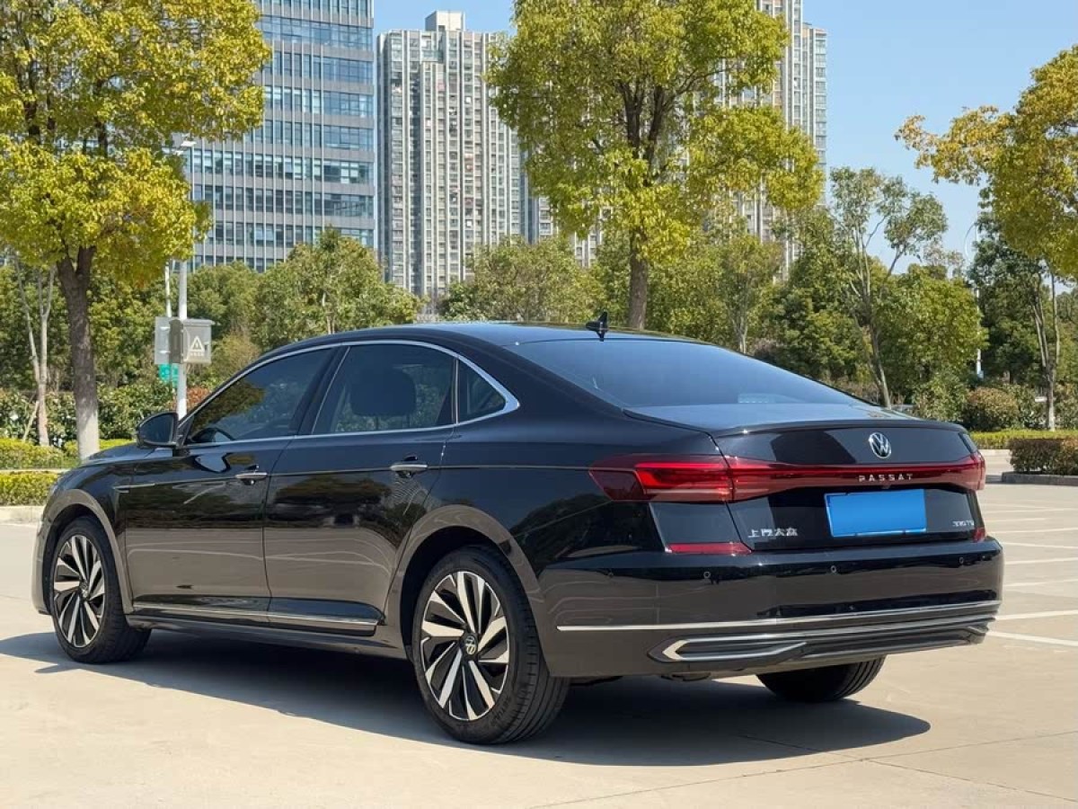 大眾 帕薩特  2022款 330TSI 星空豪華版圖片