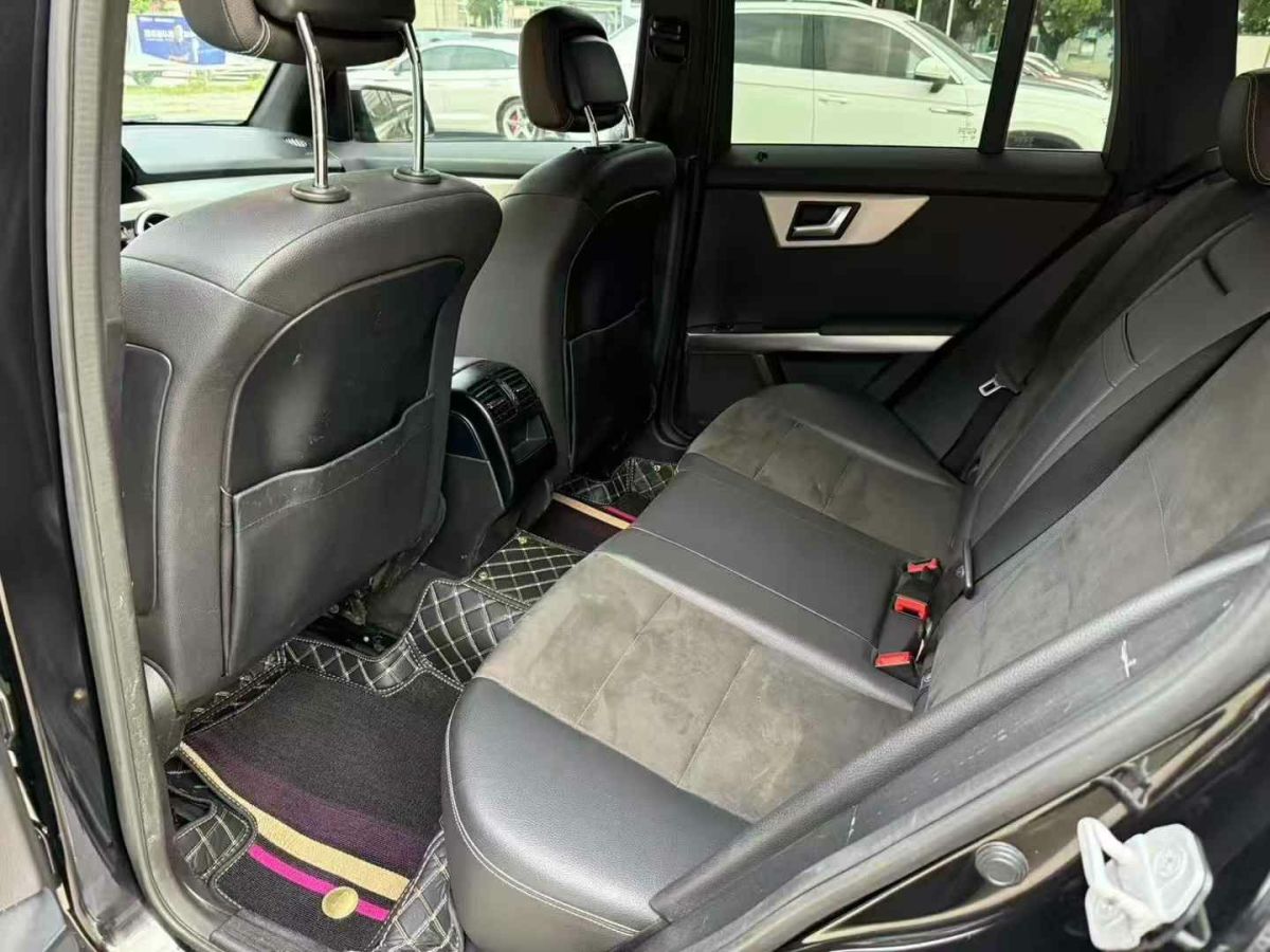 奔馳 奔馳GLK級(jí)  2015款 GLK 260 4MATIC 動(dòng)感型 極致版圖片