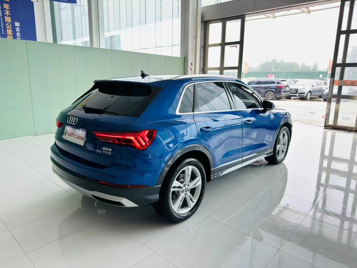 2021年6月奧迪 奧迪Q3  2021款 35 TFSI 時尚致雅型