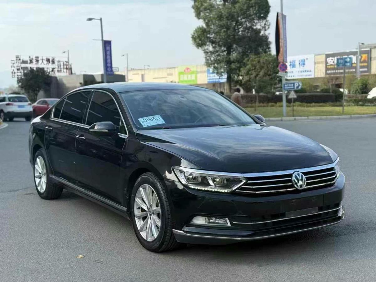 大眾 邁騰  2019款 280TSI DSG 領(lǐng)先型圖片