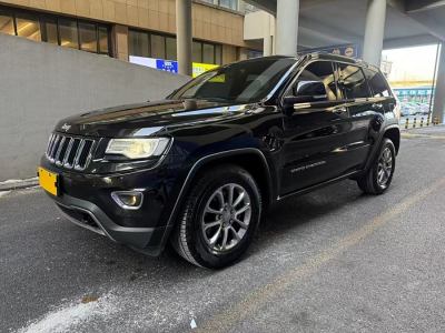 2014年3月 Jeep 大切諾基(進(jìn)口) 3.0L 舒享導(dǎo)航版圖片