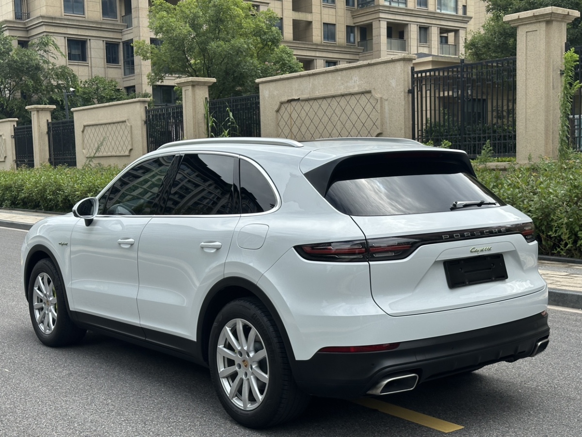 2021年1月保時(shí)捷 Cayenne新能源  2021款 Cayenne E-Hybrid 2.0T