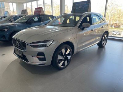 2023年12月 沃爾沃 XC60新能源 T8 插電混動(dòng) 長(zhǎng)續(xù)航四驅(qū)智遠(yuǎn)豪華版圖片