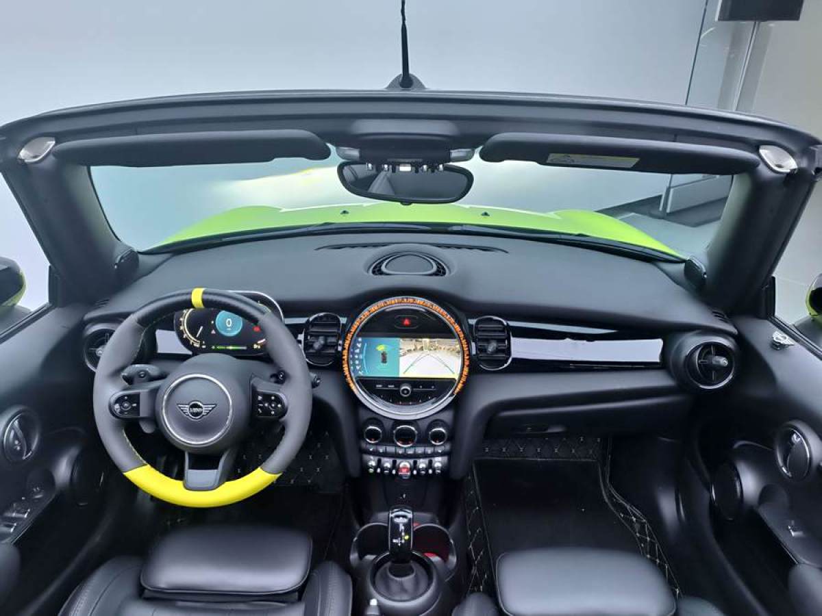 2022年10月MINI MINI  2022款 2.0T COOPER S CABRIO 藝術(shù)家