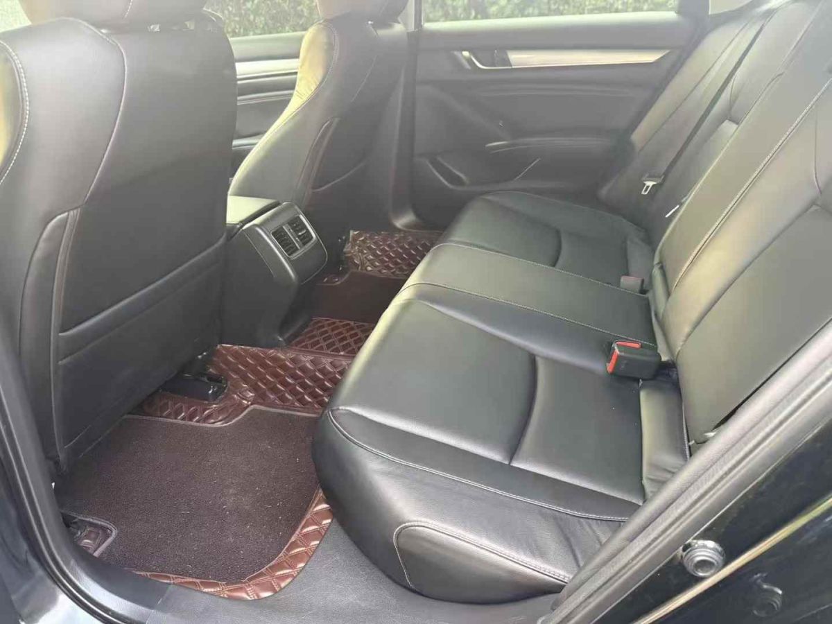 本田 飛度  2021款 1.5L CVT Sport 潮跑Pro 頂配版圖片