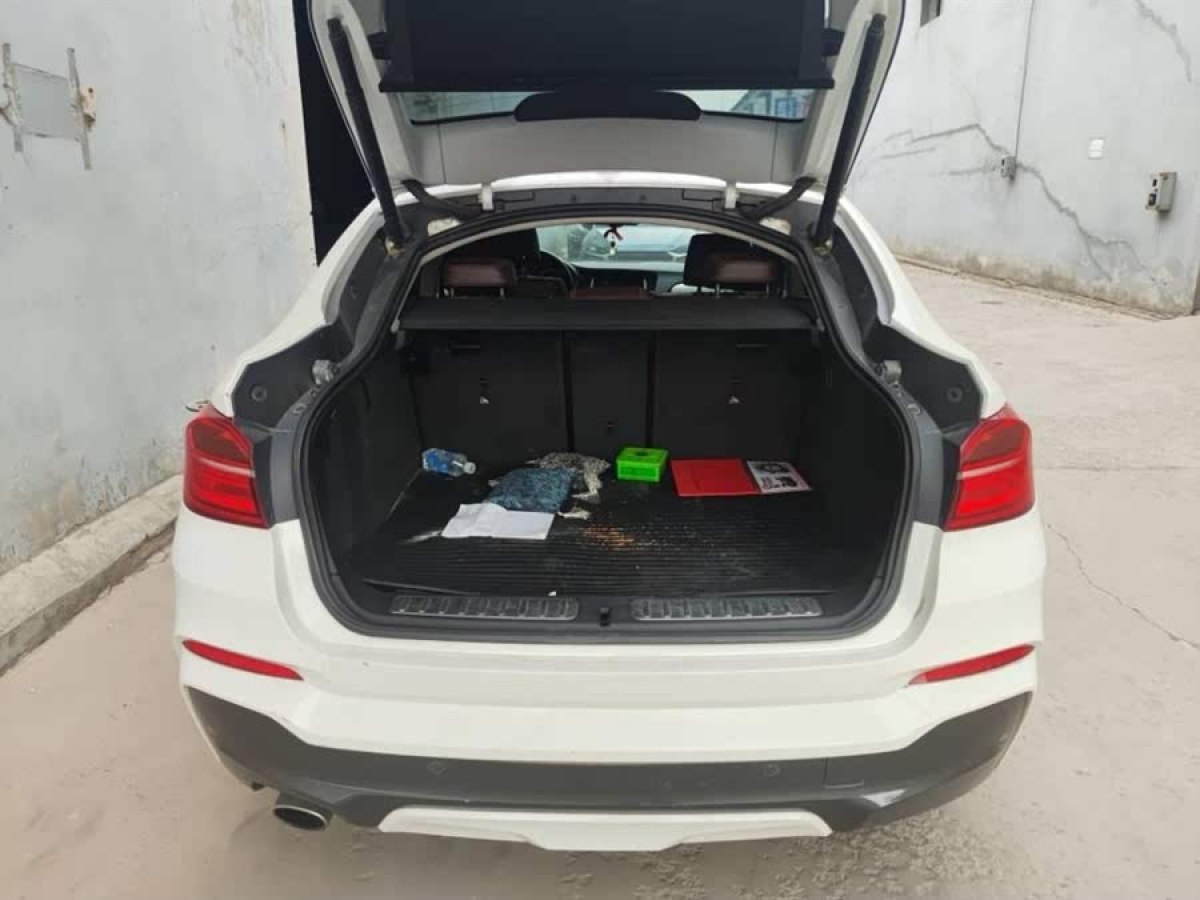 寶馬 寶馬X4  2016款 xDrive20i M運(yùn)動型圖片